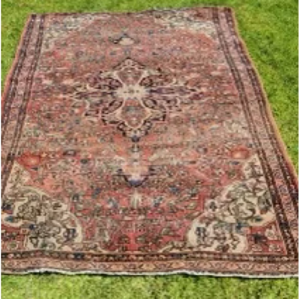 Antique Persian Wool Rug 4 feet 10 inches by 6 feet 4 inches